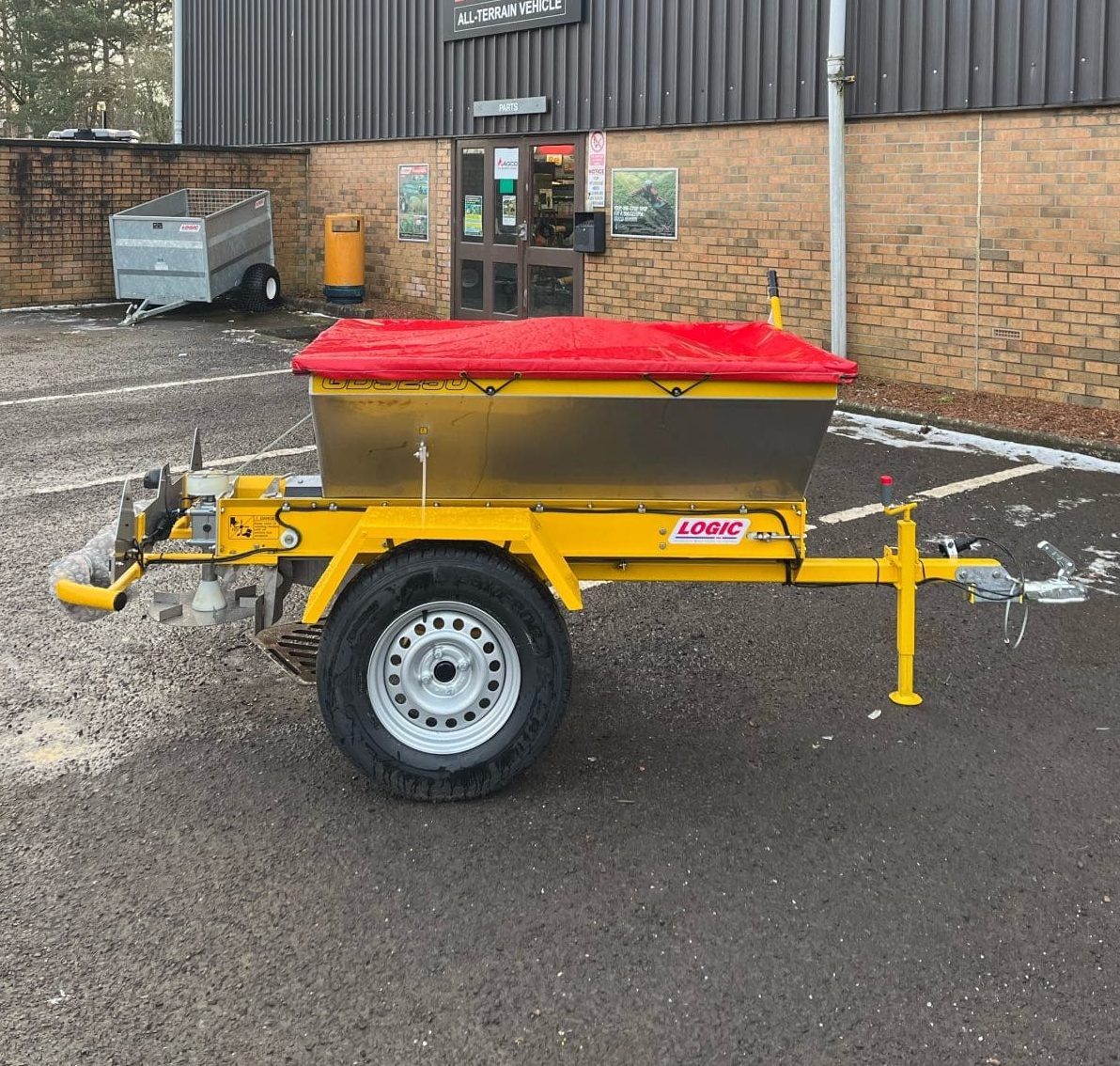 Logic GDS250R Salt Spreader Hamilton Ross Group